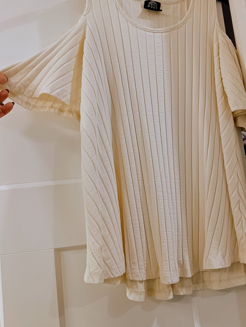 Cream Ribbed Cold-Shoulder Swing Top